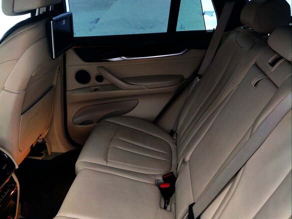 2013 BMW X5 50i III (F15), белый, 3490000 рублей - вид 36
