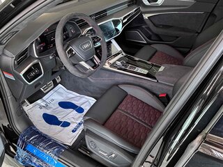 2025 Audi RS 6 performance IV (C8), чёрный, 19370000 рублей, вид 3