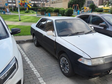 1988 Toyota Corona VIII (T170), белый, 119000 рублей, вид 4