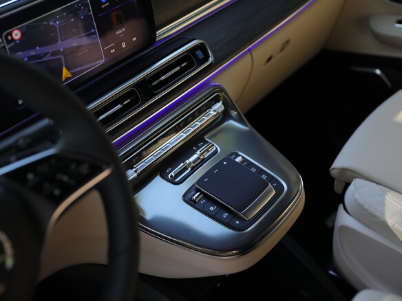 2026 Mercedes-Benz V-Класс Extra Long 300 d экстра длинный III (W447) Рестайлинг 2, серый, 14990000 рублей - вид 15