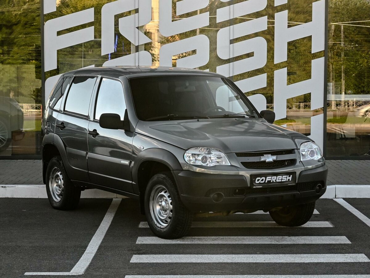 Открыть фотографии: Chevrolet Niva I Рестайлинг