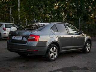 2020 Skoda Octavia III (A7) Рестайлинг, серый, 1899000 рублей, вид 2