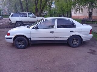 1995 Toyota Corsa 4-speed V (L50), белый, 130000 рублей, вид 3