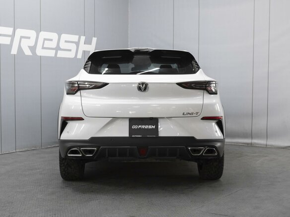 2021 Changan UNI-T I, белый - вид 3