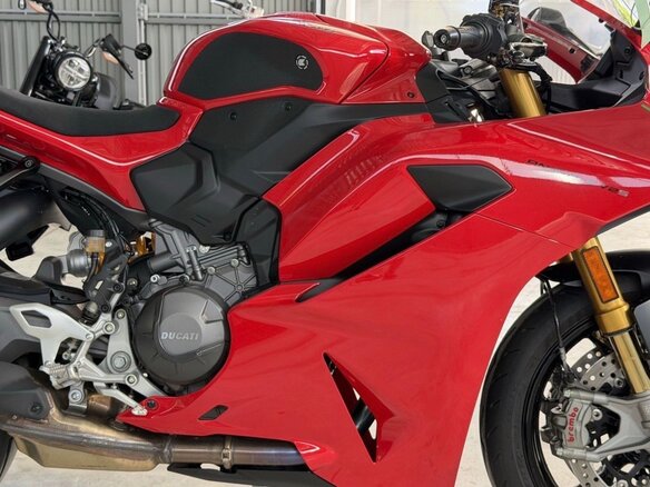 2025 Ducati Panigale V2, красный, 1999999 рублей - вид 12