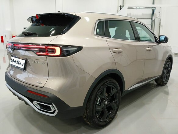 2026 Changan UNI-S I Рестайлинг, серый - вид 2