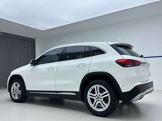 2022 Mercedes-Benz GLA 180 II (H247), белый, 2000000 рублей, вид 5