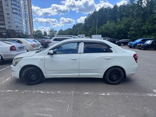 2013 Chevrolet Cobalt II, бежевый, 330000 рублей, вид 4