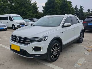 2022 Volkswagen T-Roc I (China Market), белый, 1890000 рублей, вид 3