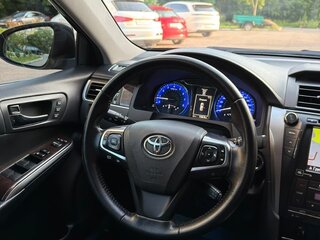 2017 Toyota Camry VII (XV50) Рестайлинг 2, чёрный, 2350000 рублей, вид 4