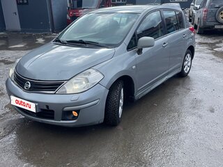 2010 Nissan Tiida I Рестайлинг, серый, 500000 рублей, вид 1