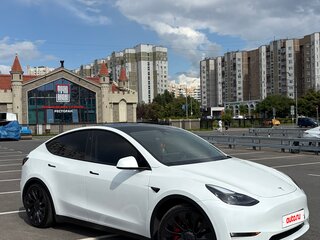 2023 Tesla Model Y Performance I, белый, 5600000 рублей, вид 3