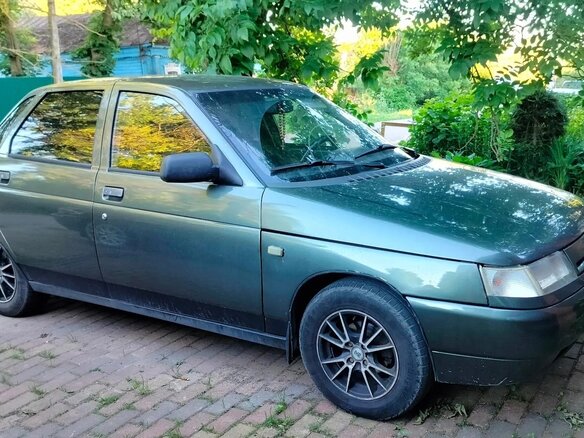 1998 Lada (ВАЗ) 2110, серебристый, 240000 рублей - вид 2