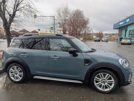2021 Mini Countryman Cooper II Рестайлинг, зелёный, 3300000 рублей, вид 3