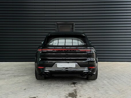 2026 Porsche Cayenne Coupé III Рестайлинг, чёрный, 21400000 рублей, вид 4