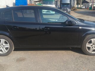 2011 Opel Astra H Рестайлинг, чёрный, 450000 рублей, вид 4