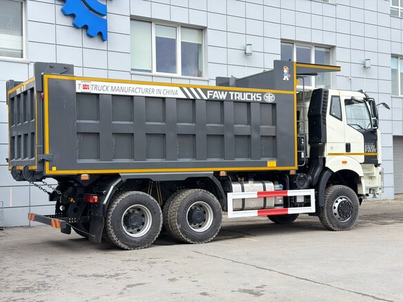 2026 FAW J6 CA3250, белый, 13700000 рублей - вид 5