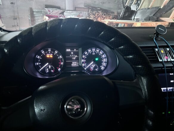 2015 Skoda Octavia III (A7), белый, 820000 рублей - вид 26