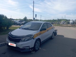 2016 Kia Rio III Рестайлинг, белый, 450000 рублей, вид 1