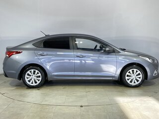 2018 Hyundai Solaris II, серый, 1185000 рублей, вид 5
