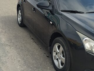 2012 Chevrolet Cruze I, чёрный, 808000 рублей, вид 3