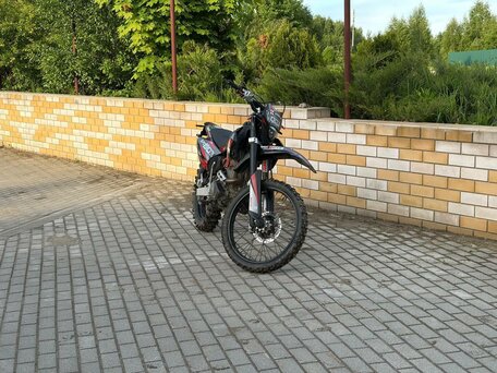 2024 Regulmoto Sport 003 PR, красный, 152000 рублей, вид 1