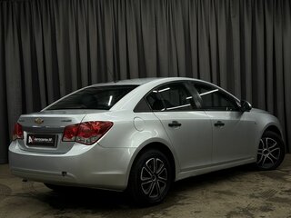 2011 Chevrolet Cruze I, серебристый, 459777 рублей, вид 2