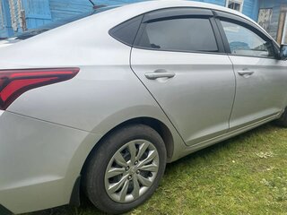2019 Hyundai Solaris II, серебристый, 1120000 рублей, вид 4