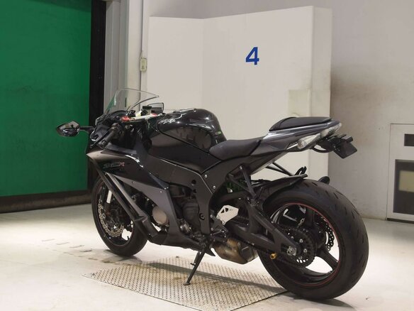 2012 Kawasaki ZX-10R Ninja, чёрный, 977000 рублей - вид 5