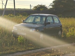 2001 Nissan Micra II (K11), чёрный, 180000 рублей, вид 3