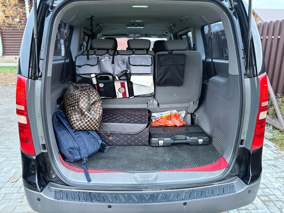 2011 Hyundai H-1 II, чёрный, 1500000 рублей - вид 18