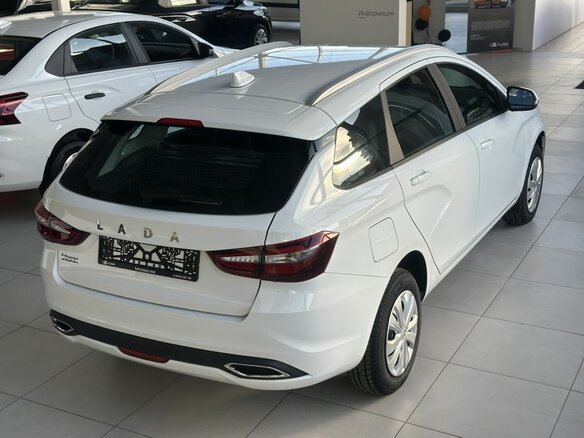 2026 Lada (ВАЗ) Vesta SW I Рестайлинг (NG), белый, 1815000 рублей - вид 3