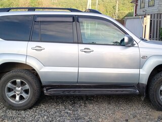 2002 Toyota Land Cruiser Prado 90 Series Рестайлинг, серый, 1600000 рублей, вид 5