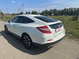 2014 Honda Crosstour I Рестайлинг, белый, 1600000 рублей, вид 4