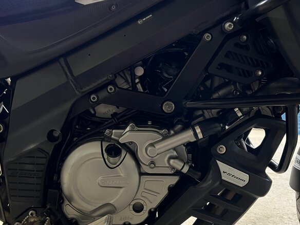 2013 Suzuki V-Strom DL 650, белый, 610000 рублей - вид 6