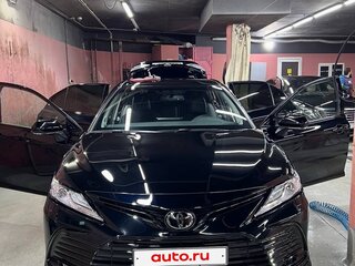 2022 Toyota Camry VIII (XV70) Рестайлинг, чёрный, 4000000 рублей, вид 5