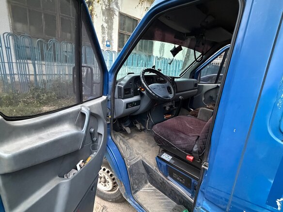 1999 Mercedes-Benz Sprinter, синий, 425000 рублей - вид 8