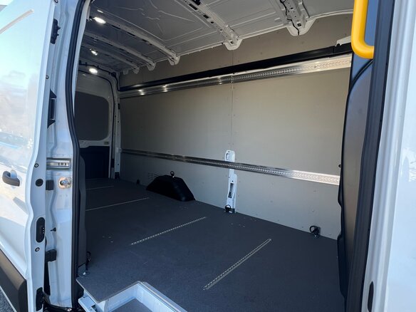 2025 Ford Transit, белый, 7149000 рублей - вид 6
