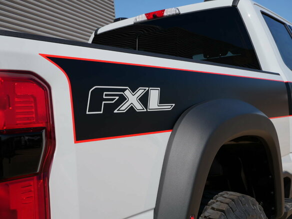 2025 Ford F-250, серебристый, 15980000 рублей - вид 14