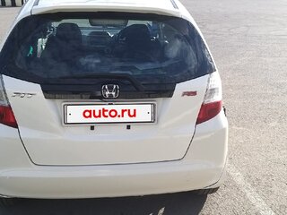 2010 Honda Fit II, белый, 570000 рублей, вид 3