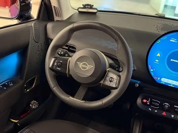 2024 Mini Hatch E IV (F65/F66/J01), синий, 3600000 рублей - вид 9