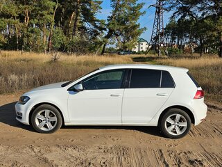 2014 Volkswagen Golf VII, белый, 1500000 рублей, вид 3