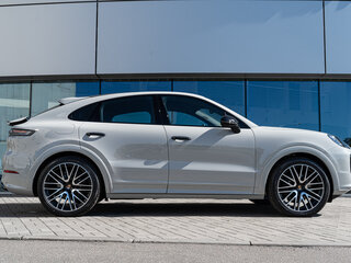 2026 Porsche Cayenne Coupé III Рестайлинг, серый, 22895000 рублей, вид 5