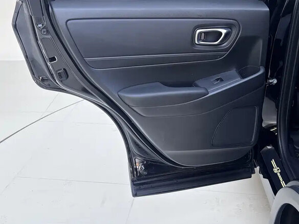 2023 Honda HR-V III, чёрный, 1900123 рублей - вид 19