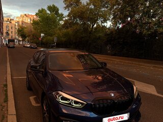 2021 BMW 1 серии 116i III (F40), синий, 2010000 рублей, вид 1