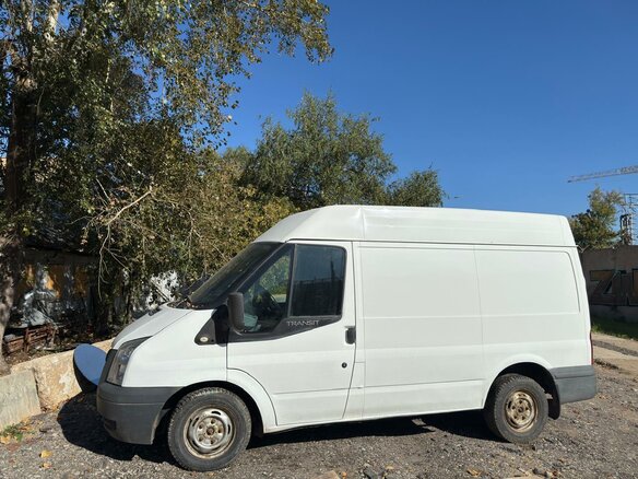 2010 Ford Transit, белый