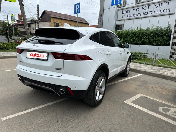 2018 Jaguar E-Pace I, белый, 2590000 рублей - вид 4