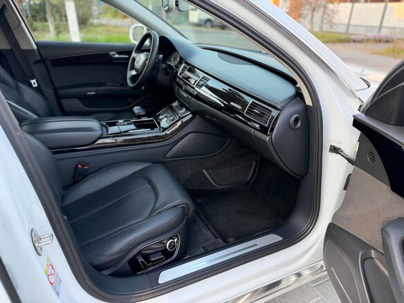 2014 Audi A8 III (D4) Рестайлинг, белый, 2149999 рублей - вид 19