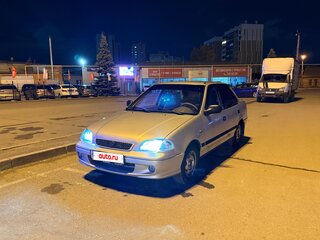 2001 Suzuki Swift II Рестайлинг, серебристый, 260000 рублей, вид 1