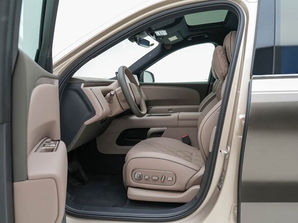 2026 Li Auto (Lixiang) L9 II, бежевый, 11600000 рублей - вид 9